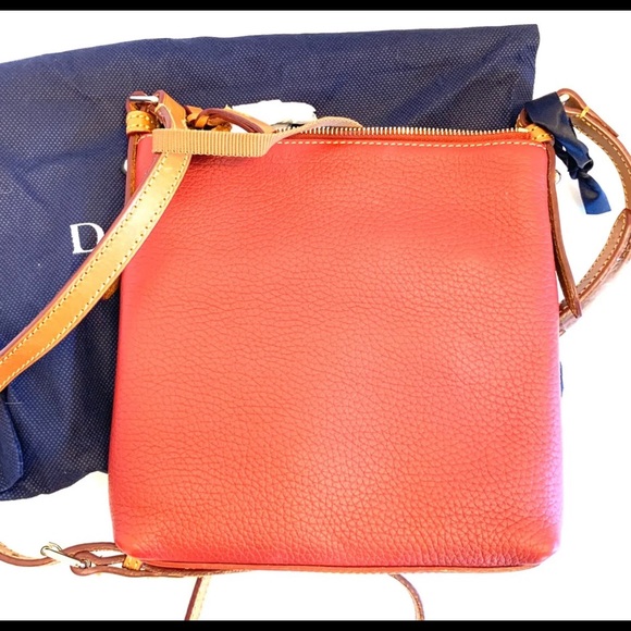 Dooney Bourke purse - Picture 6 of 7
